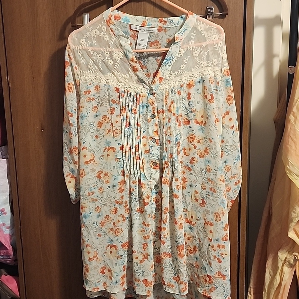 American Rag Blouse NWT 2X Plus Beautiful top ❤️